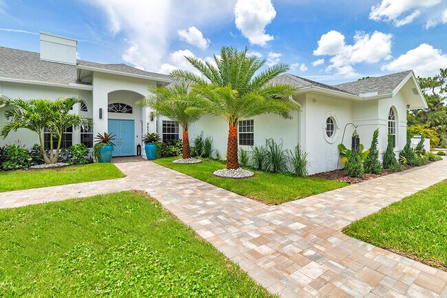 Foto del edificio - 8852-8154 154th Rd N