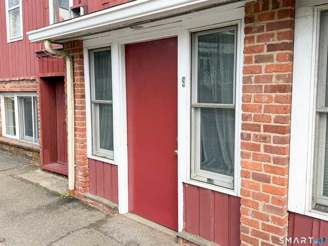 Building Photo - 25 Saugatuck Ave
