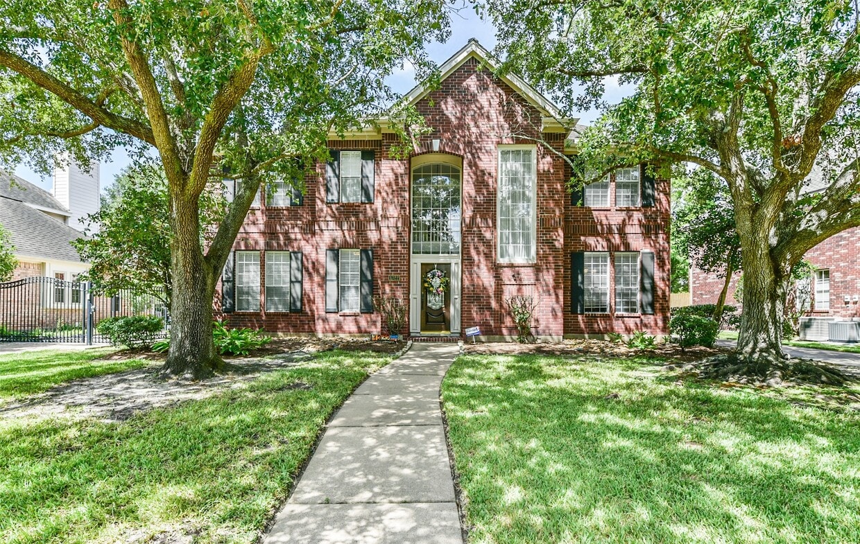 Foto principal - 1322 Blackthorne Dr