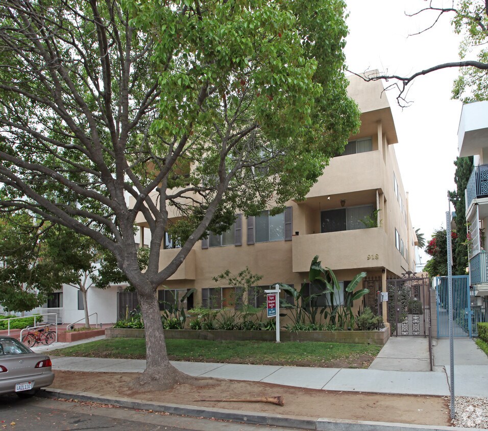 Primary Photo - 918 3rd Street Santa Monica, CA 90403