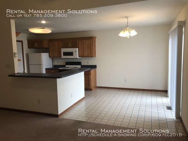 Building Photo - Shawnee Heights School District-3 bedroom