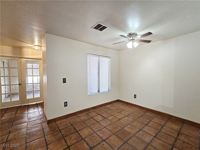 Building Photo - 8452 Boseck Dr