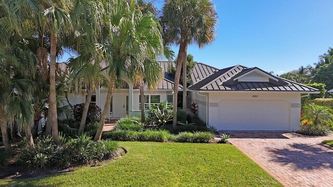 Photo - 8951 SE Marina Bay Dr House