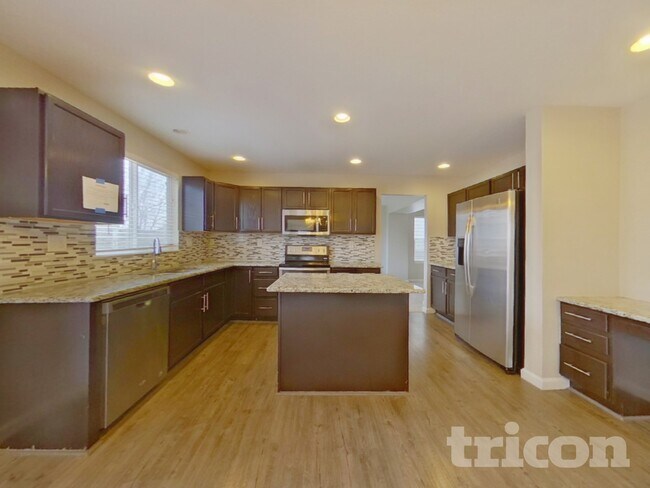 Foto del edificio - 5127 E 118th Pl