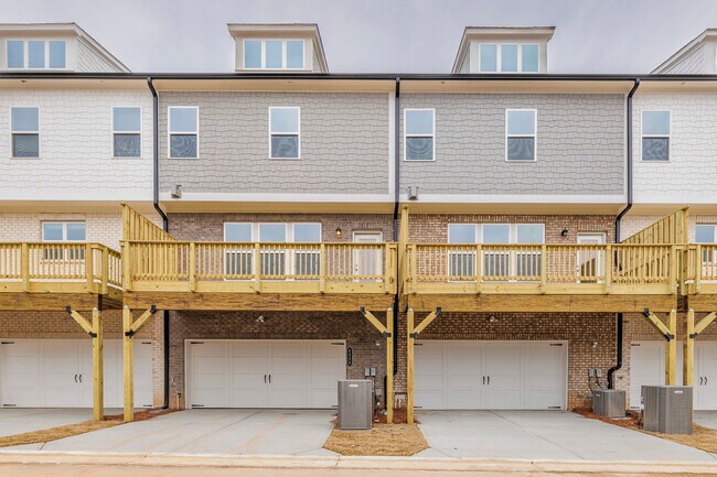 Foto del edificio - 4598 Hawthorn Rose Ln