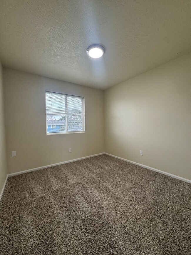 Foto del edificio - (SAM 15) 3 bedroom and 1.5 Bathroom duplex