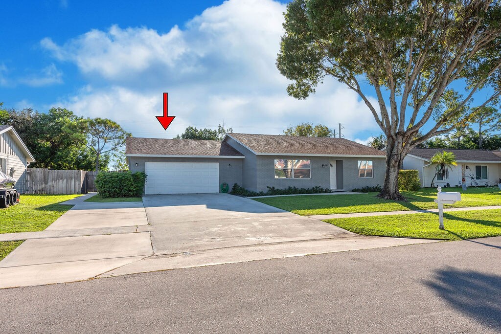 Primary Photo - 147 Granada St
