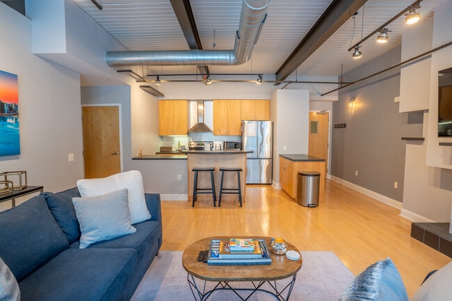 Foto del edificio - 75 Maple St