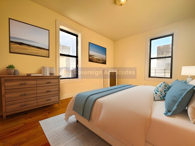Foto del edificio - 2504 Olinville Avenue