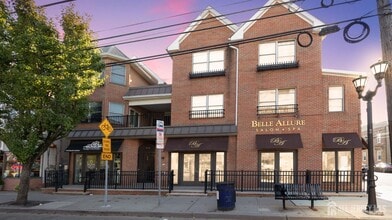 Building Photo - 112 N Broadway