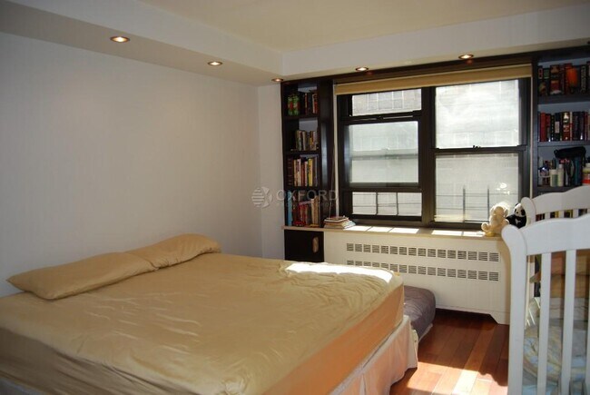 Foto del edificio - E 54TH ST.