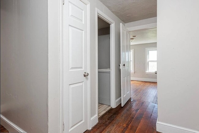 Building Photo - Cozy 2 bedroom in Pottstown