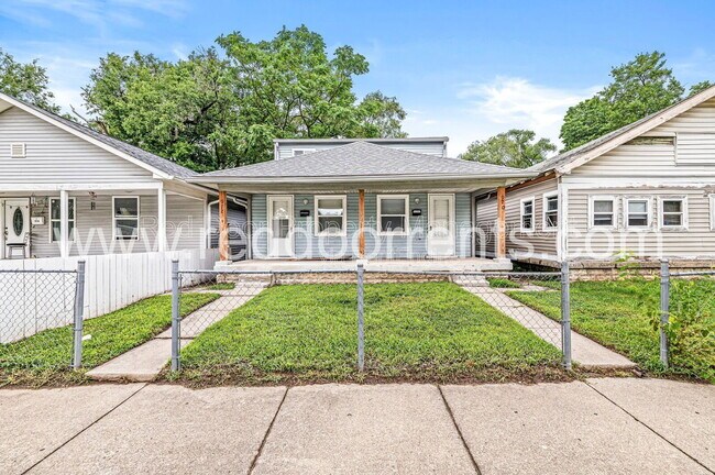 Foto del edificio - 970 Edgemont Ave