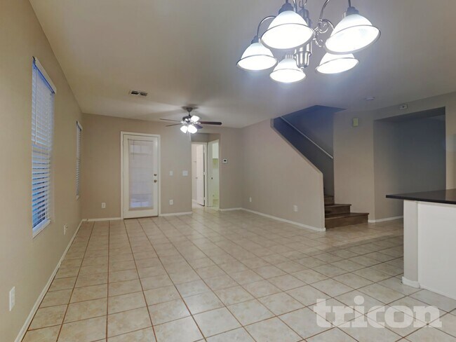 Foto del edificio - 11823 W Windrose Ave