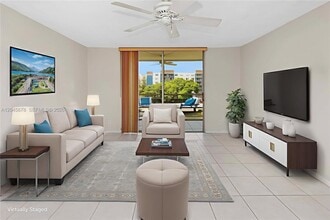 Building Photo - 505 E Dania Beach Blvd