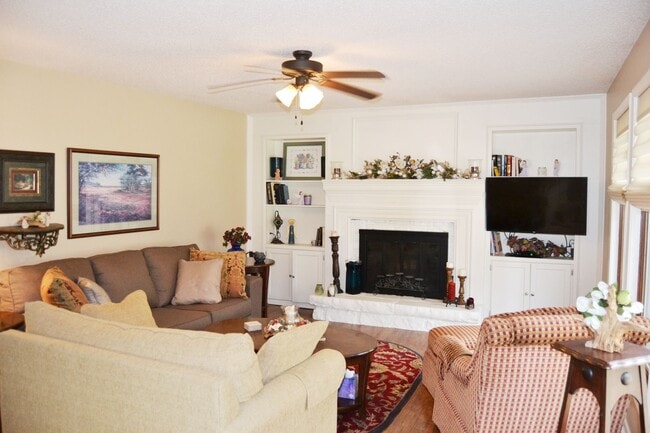 Building Photo - West Gate Area | Furnished | House