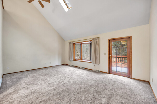 Building Photo - 13457 Velp Ave