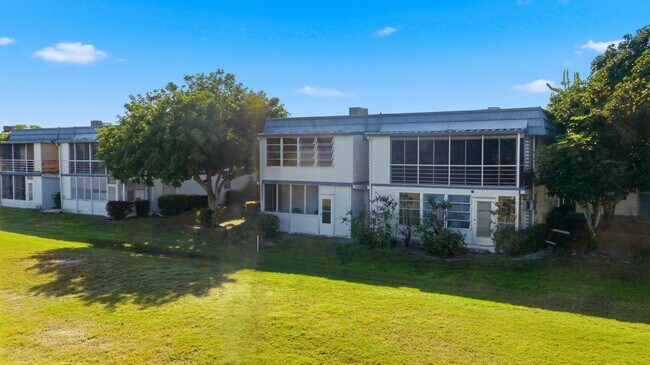 Foto del edificio - 374 Tuscany Ln