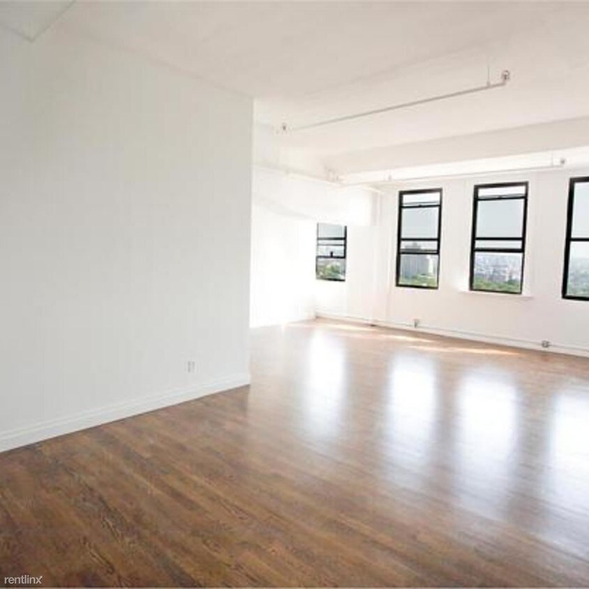 Primary Photo - 233 Schermerhorn St