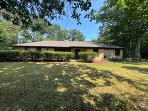 Building Photo - 805 Blackhawk Ln