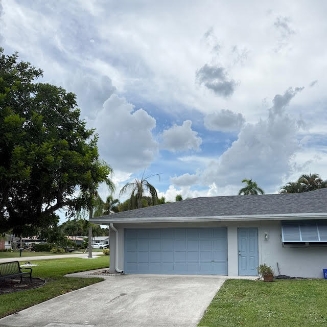 Foto del edificio - 4073 Lakespur Cir S