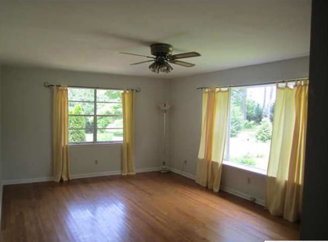 Foto del edificio - 2894 Hwy 72 E