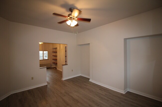 Foto del edificio - 338 Ella St