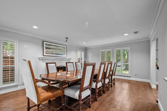 Foto del edificio - 3621 Welwyn Way Dr