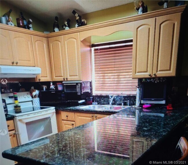 Foto del edificio - 12332 NW 98th Ln