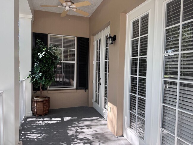 Foto del edificio - Bright and Inviting 3 bedroom, 2 Bath Condo in Desirable Baldwin Park