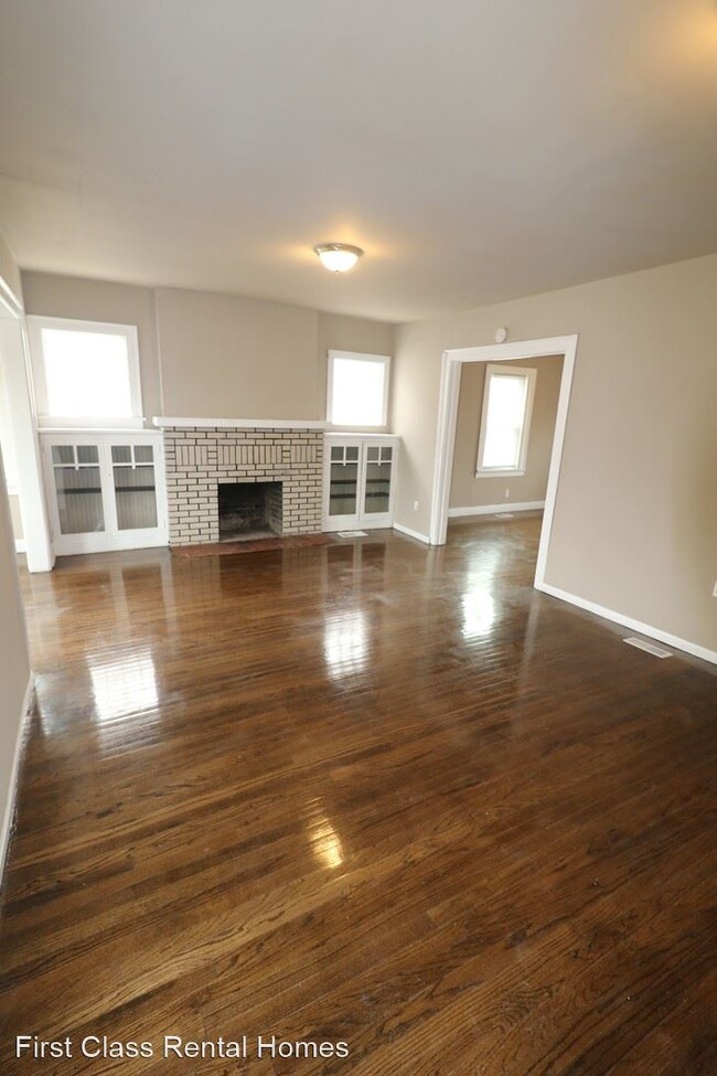 Foto del edificio - 4 br, 1 bath House - 436 Grant St