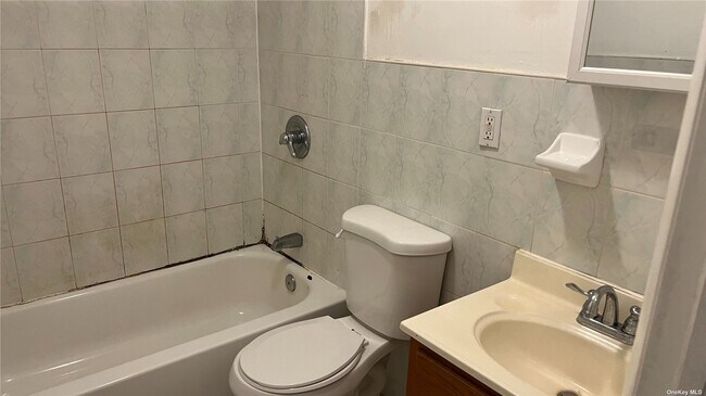 Foto del edificio - 50-31 61st St