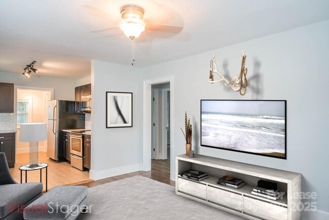 Building Photo - 1734 Matheson Ave