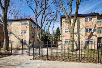 Building Photo - 1714 W Touhy Ave