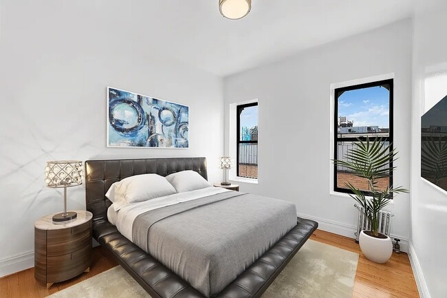 Foto del edificio - 235 W 12th St