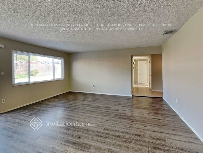 Foto del edificio - 10126 Stafford St