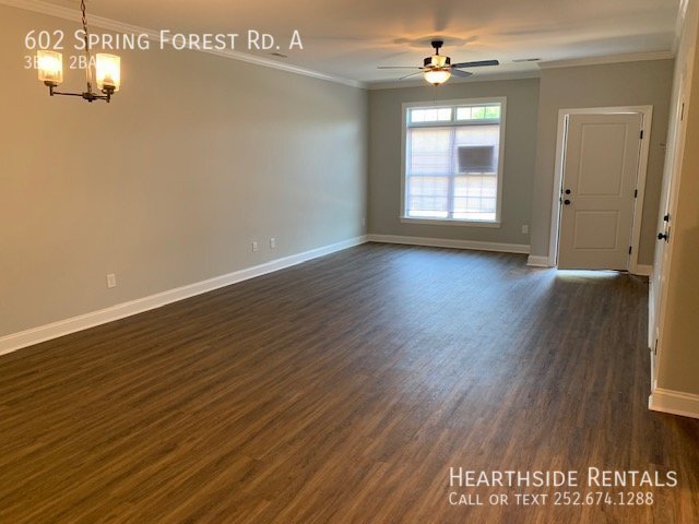 Building Photo - 3 Bed 2 Bath Duplex in Bent Creek