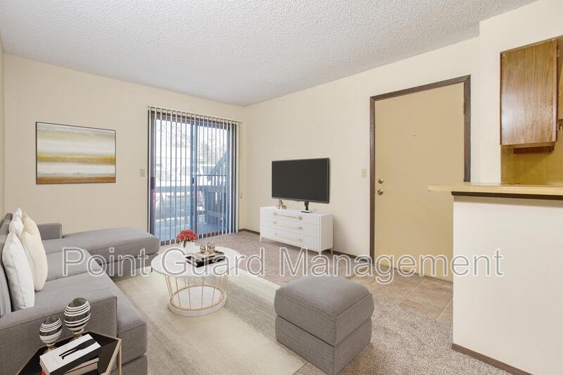 Primary Photo - 2747 N Amidon Ave