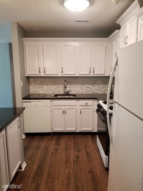 Building Photo - 2 br, 2 bath Condo - 608 Diamond Dr