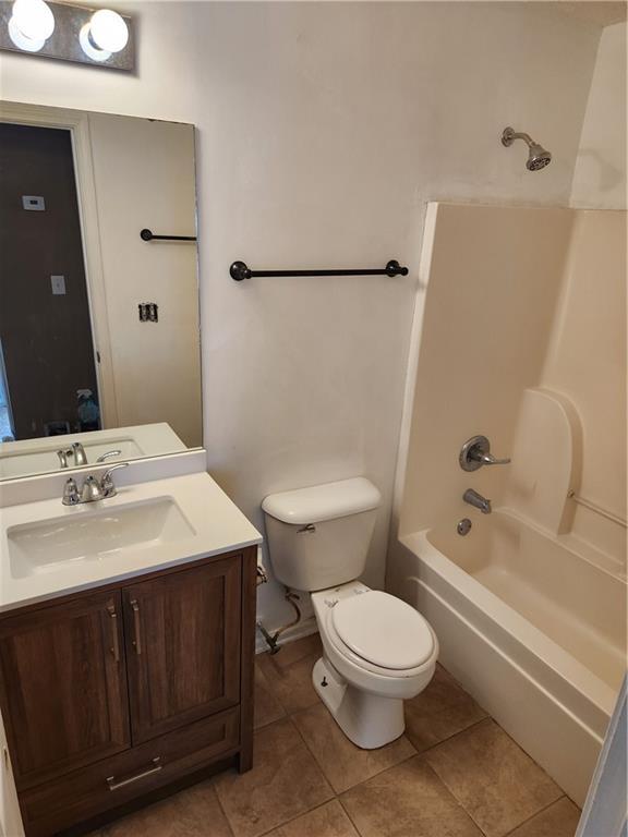 Foto del edificio - 7660 Pond View Ln