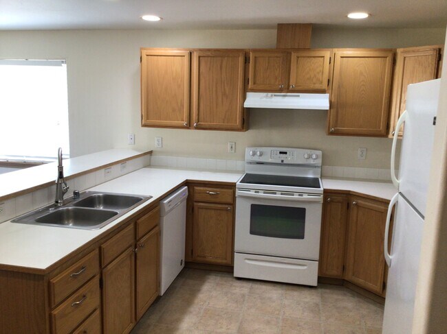 Foto del edificio - 19403 Valley View Dr