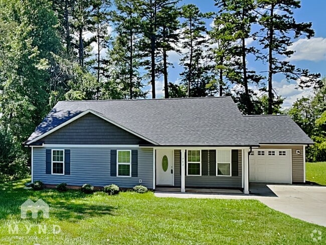 Building Photo - 782 Skyland Dr