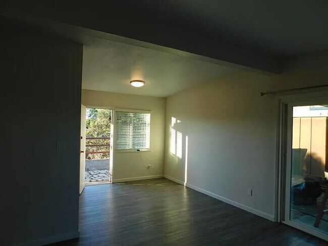 Building Photo - 5322 Via Aquario