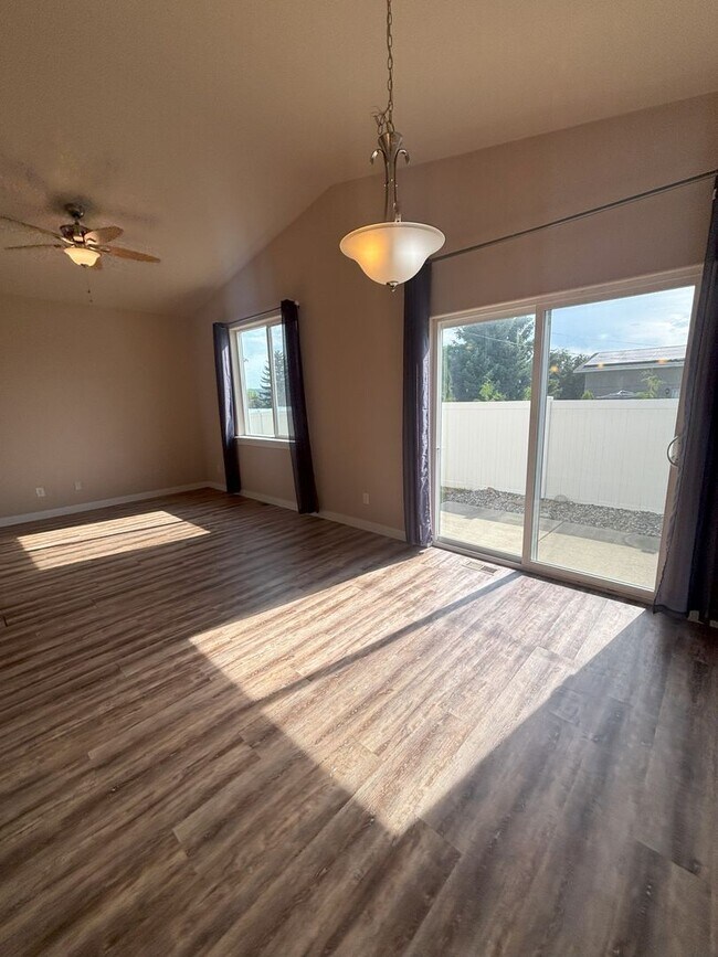 Foto del edificio - Beautifully Maintained 3-Bed, 2-Bath Home ...