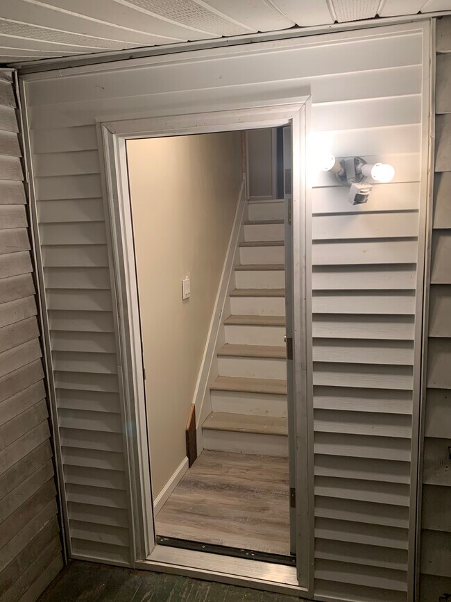 Foto del edificio - 227 N Rebecca Ave