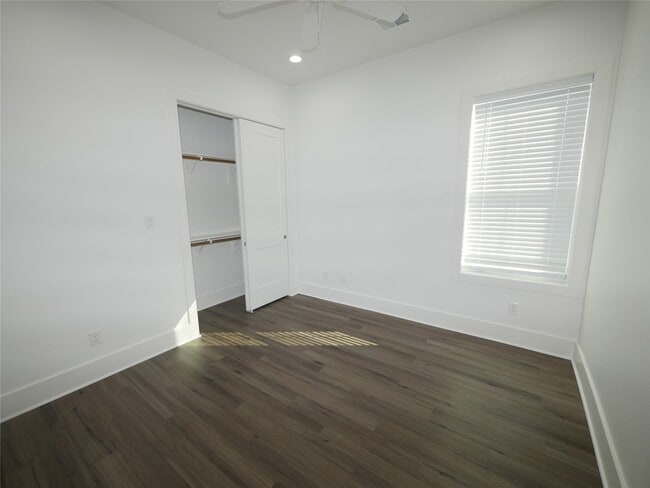 Foto del edificio - 9013 Gabriel St