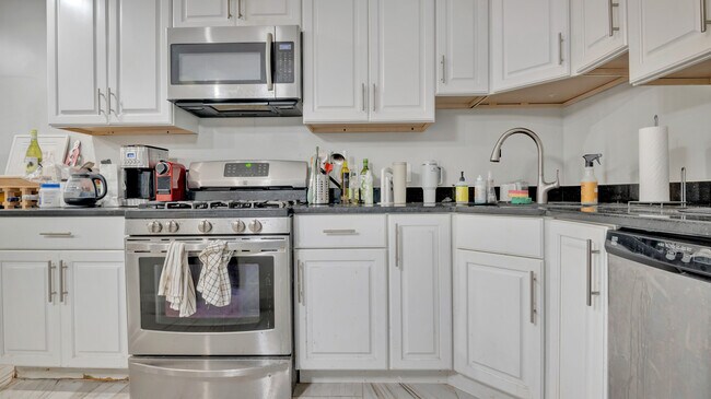 Foto del edificio - 1428 Newton St NW