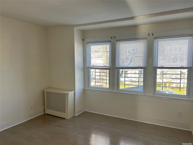 Building Photo - 70-30 Nansen St