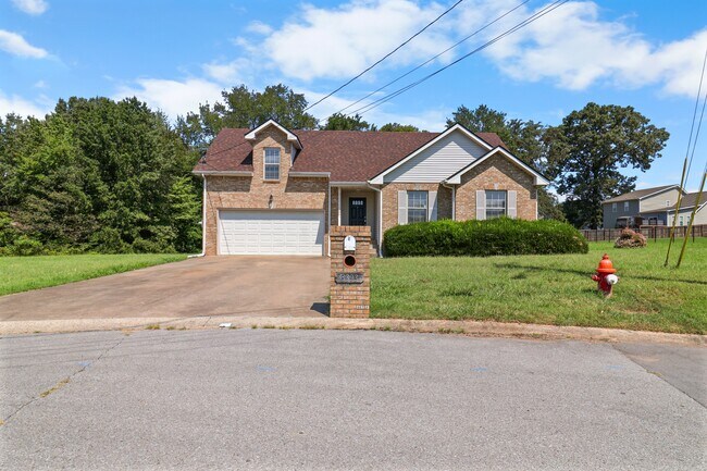 Foto del edificio - 3393 Endsworth Dr