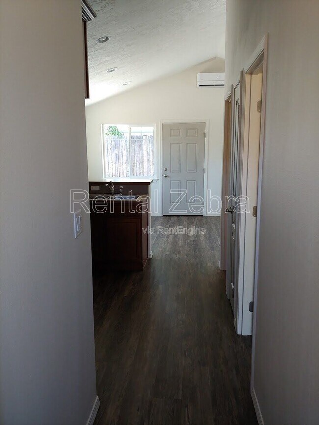 Foto del edificio - 1424 NW 9th St